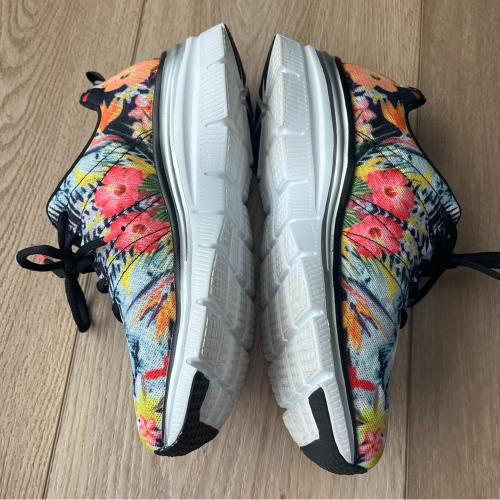 Skechers Tropical Floral Print Wedge Sneaker - Picture 8 of 9